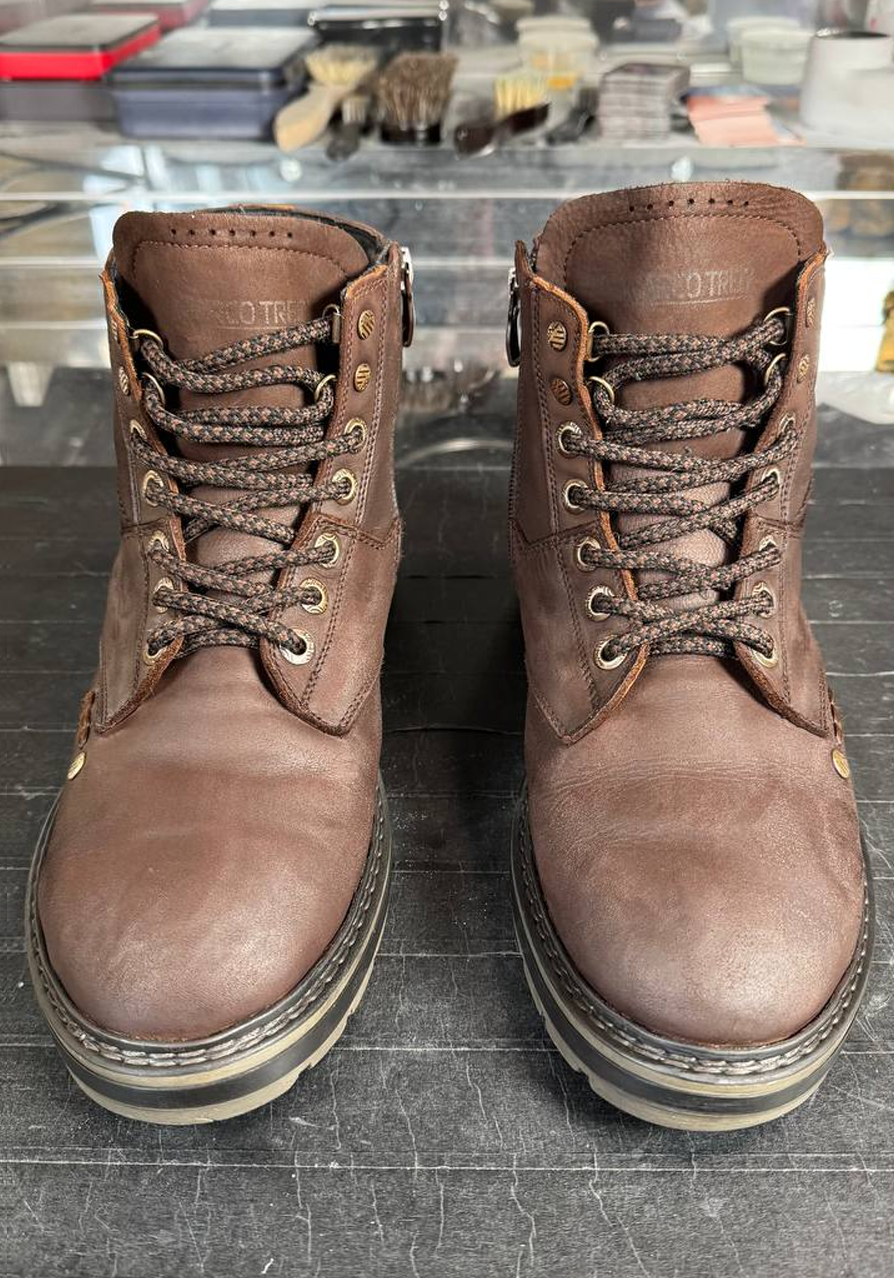 Чистка осенних ботинок коричневых - после